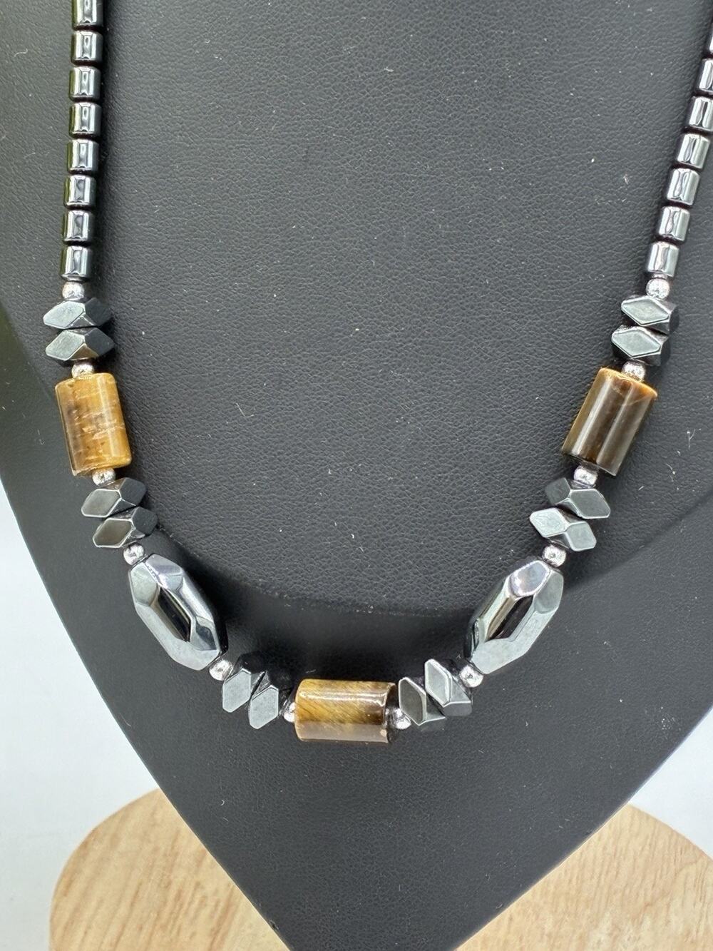 Vintage Hematite Tiger Eye Bead Necklace Barrel Clasp Magnetic Stone 17" - Picture 1 of 6